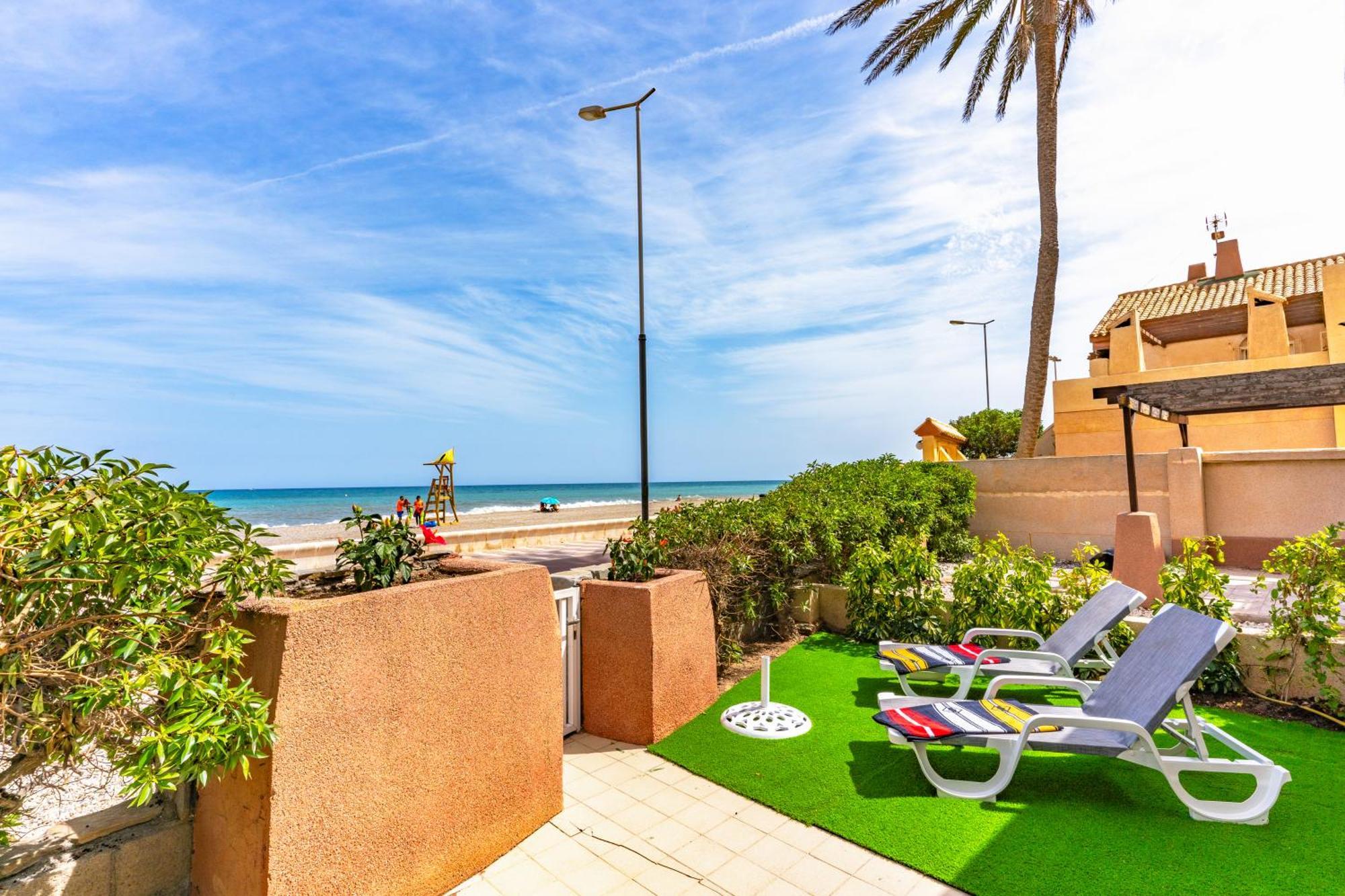 Beachhouse Playa R&R Roquetas de Mar Eksteriør billede